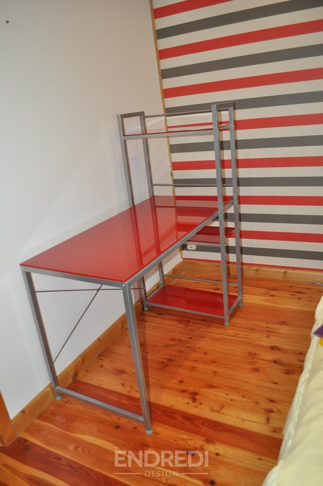 Bauhaus piros íróasztal, szék és fém szekrény, 3 darabos szett - Image 2