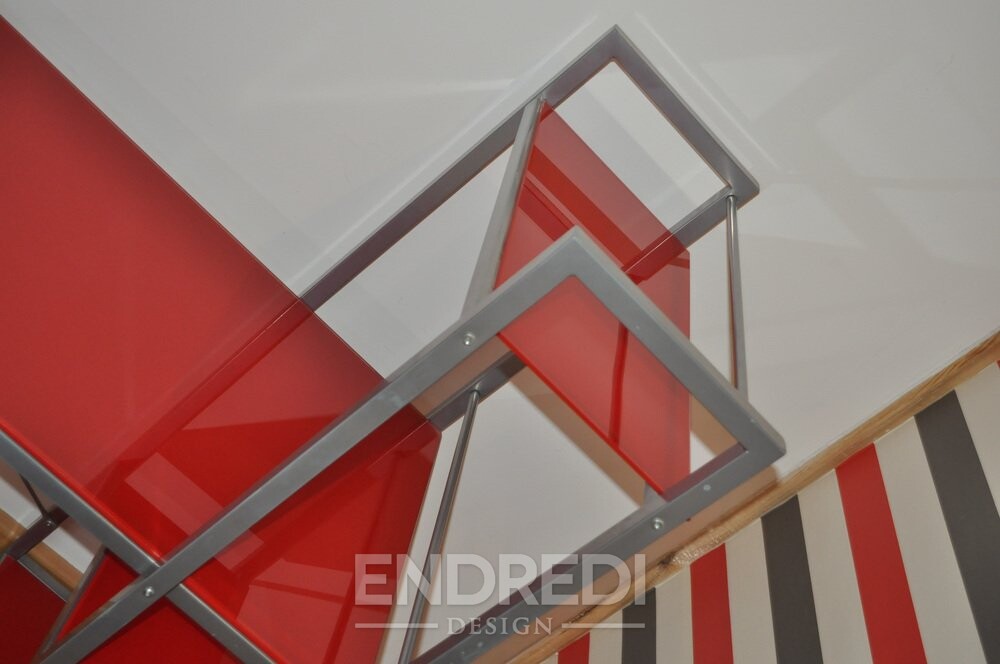 Bauhaus piros íróasztal, szék és fém szekrény, 3 darabos szett - Image 9