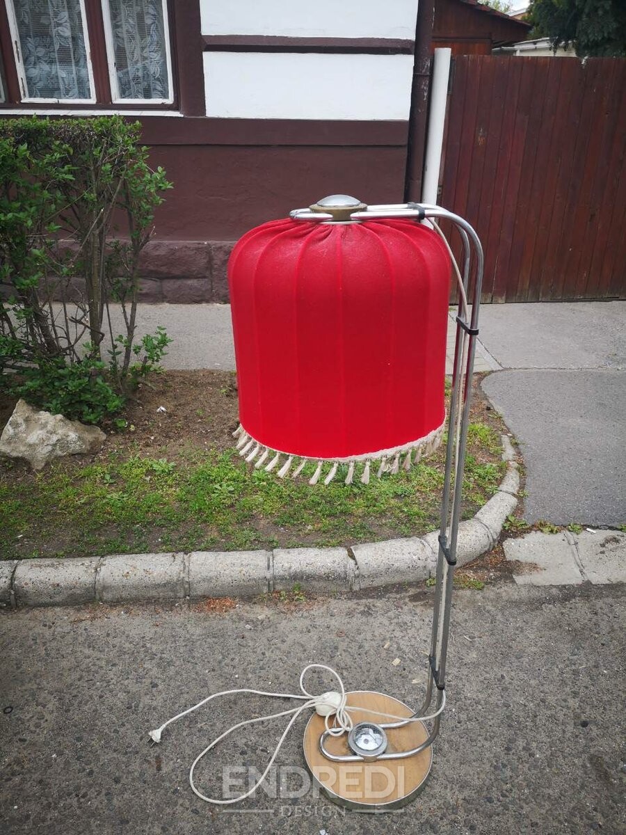 Mid-century króm bevonatú állólámpa — piros búra, 1960-as évek - Image 2