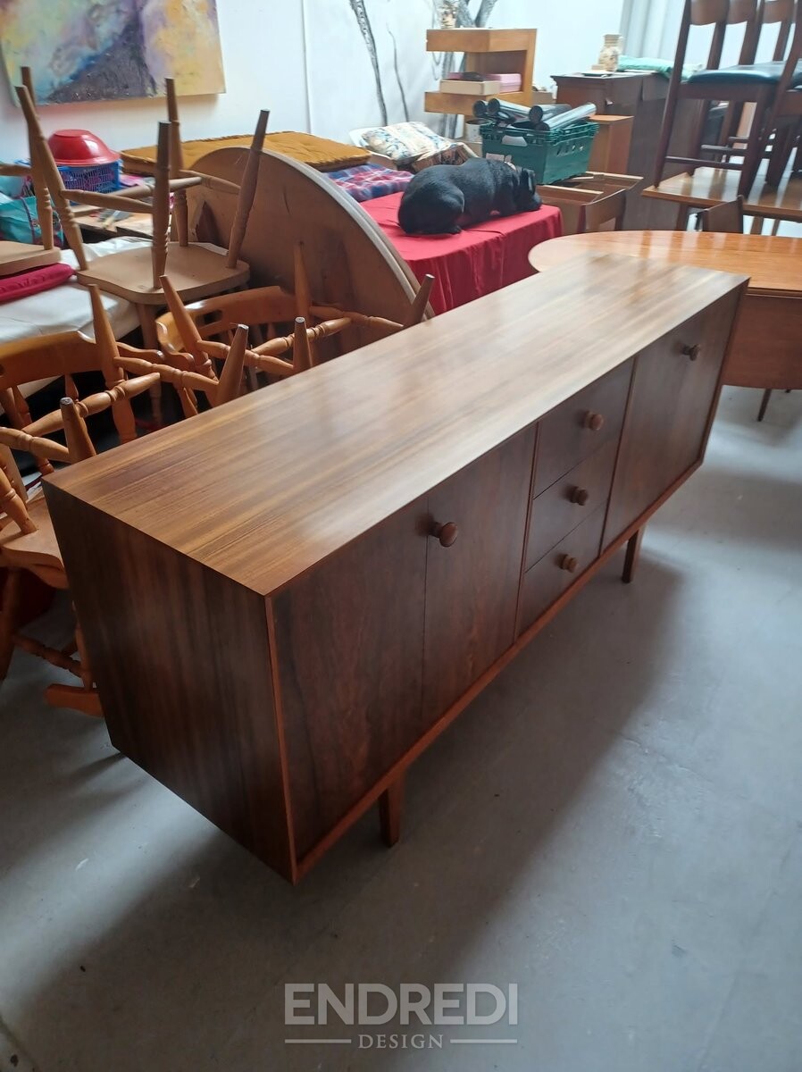 Mid-century modern tálalószekrény — fa Grain, 1960-as évek - Image 2