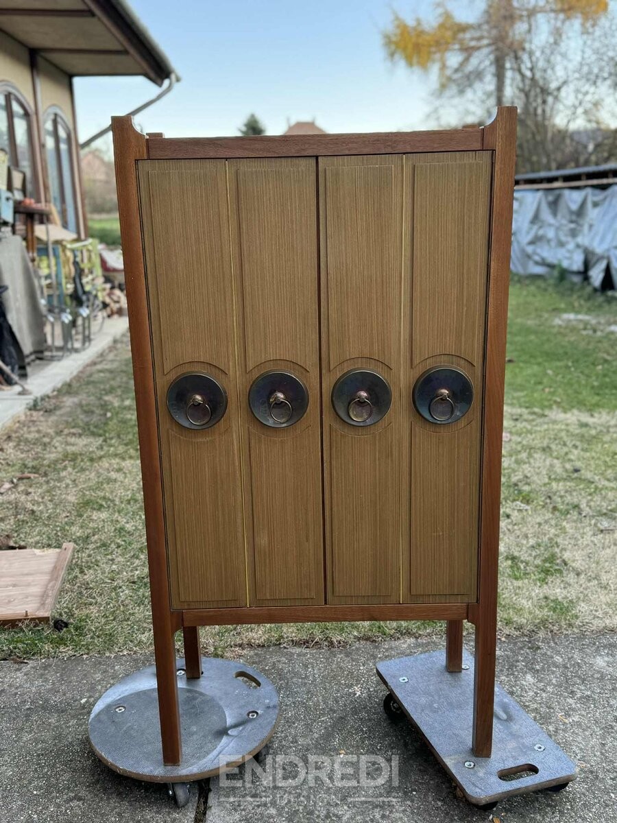 Mid-century modern bárszekrény — Sandor Bedecs, 1975 - Image 7
